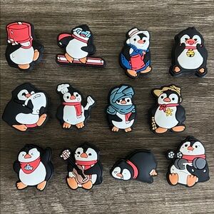 JIBBITZ. New. PENGUIN LOVE. Set of 12.
Fits CROCS and similar. 🐧🐧